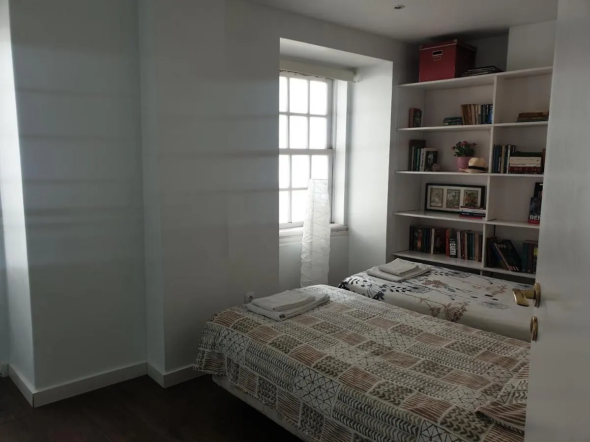 ליסבון Ferragial Central Apartament